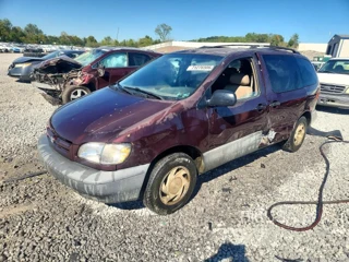 TOYOTA SIENNA LE