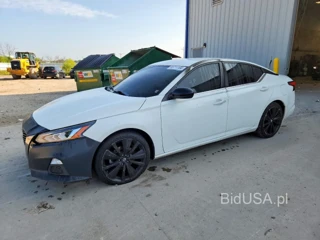 NISSAN ALTIMA SR