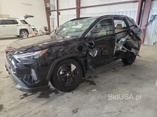 TOYOTA RAV4 HYBRID XLE