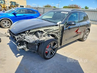 PORSCHE CAYENNE TURBO