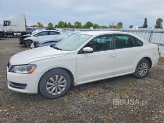 VOLKSWAGEN PASSAT S
