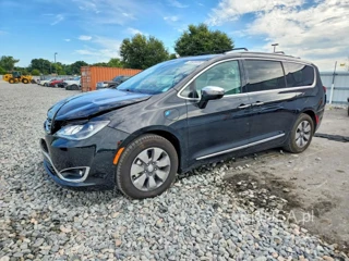 CHRYSLER PACIFICA HYBRID LIMITED