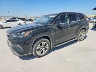 TOYOTA HIGHLANDER XLE