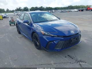 TOYOTA TOYOTA CAMRY SE