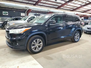 TOYOTA HIGHLANDER XLE