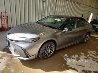 TOYOTA CAMRY XSE