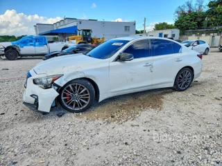 INFINITI Q50 RED SPORT 400