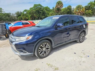 MITSUBISHI OUTLANDER SE