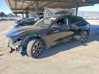 FORD MUSTANG MACH-E PREMIUM