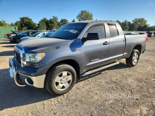 TOYOTA TUNDRA SR5