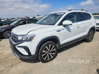 VOLKSWAGEN TAOS SE