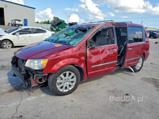 CHRYSLER TOWN & COUNTRY TOURING L