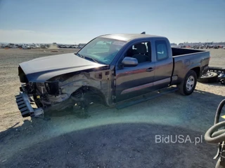 TOYOTA TACOMA SR