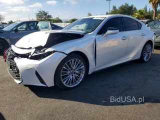 LEXUS IS 300 BASE