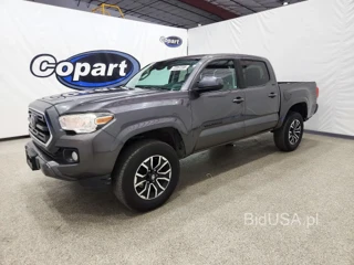 TOYOTA TACOMA SR5
