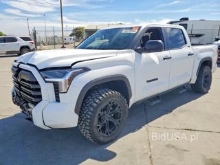 TOYOTA TUNDRA SR5