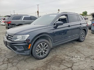 VOLKSWAGEN TIGUAN SE