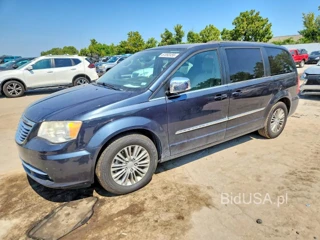 CHRYSLER TOWN & COUNTRY TOURING L