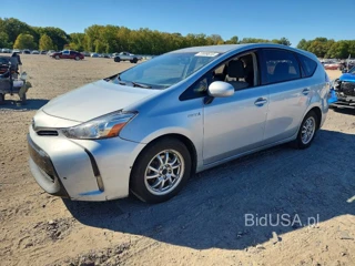 TOYOTA PRIUS V THREE