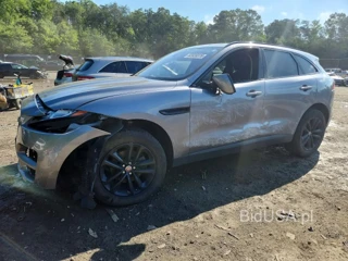 JAGUAR F-PACE PREMIUM