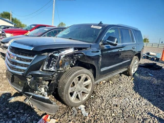 CADILLAC ESCALADE PREMIUM