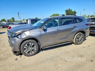 TOYOTA HIGHLANDER HYBRID XLE