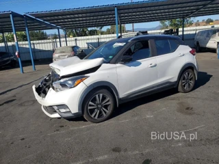 NISSAN KICKS SR
