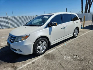 HONDA ODYSSEY TOURING