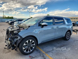 KIA CARNIVAL EX