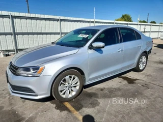 VOLKSWAGEN JETTA SE