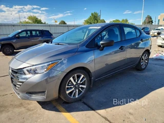 NISSAN VERSA S