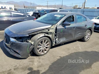 MAZDA 3 PREFERRED