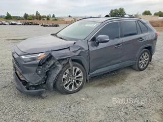 TOYOTA RAV4 XLE PREMIUM