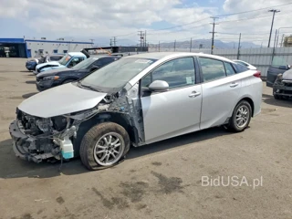 TOYOTA PRIUS PRIME LE