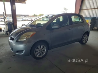 TOYOTA YARIS BASE