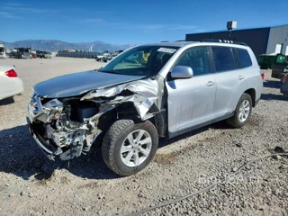 TOYOTA HIGHLANDER PLUS