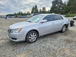 TOYOTA AVALON XL