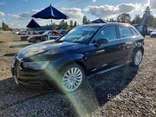 AUDI A3 E-TRON PREMIUM PLUS