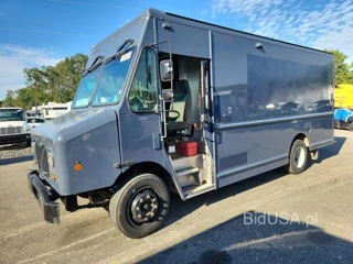 FREIGHTLINER MT45 CHASSIS