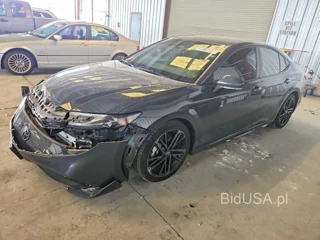 TOYOTA CAMRY XSE