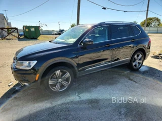 VOLKSWAGEN TIGUAN SE