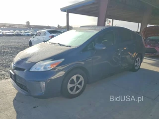 TOYOTA PRIUS THREE