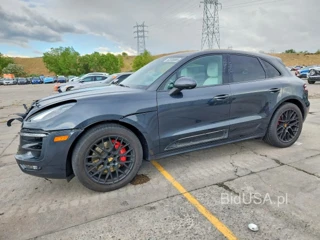 PORSCHE MACAN GTS