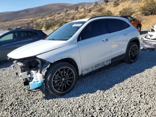 MERCEDES-BENZ GLA 250 4MATIC
