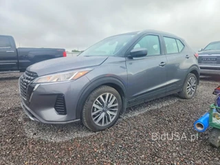 NISSAN KICKS SV