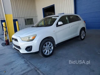 MITSUBISHI OUTLANDER SPORT ES