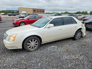CADILLAC DTS