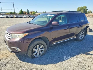 TOYOTA HIGHLANDER BASE