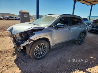 TOYOTA COROLLA CROSS XLE