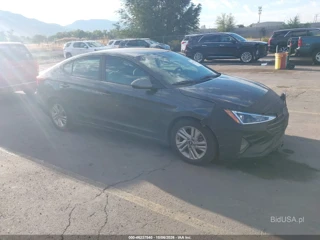 HYUNDAI HYUNDAI ELANTRA SEL